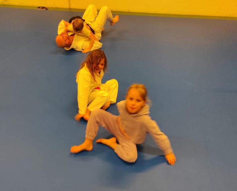 406614508_861083362379247_5068597162226319545_n